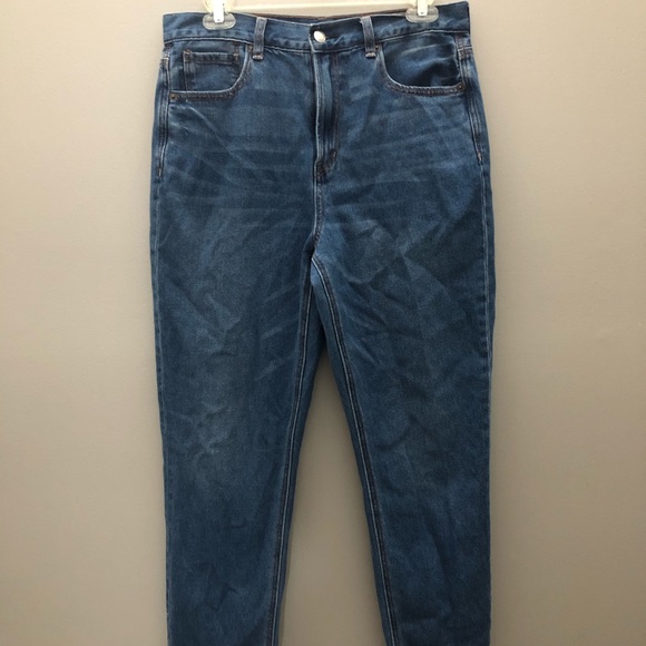 American Eagle Outfitters Denim - American Eagle Mom Jeans size 8